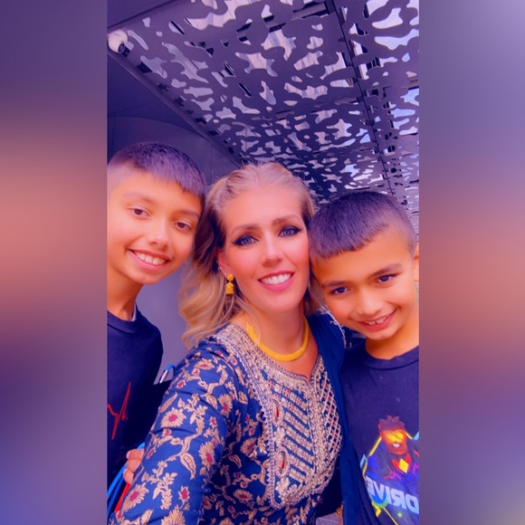 Meet your Posher, Leslie!!! Filter your search in my closet to find what ya need - Picture 14 of 16